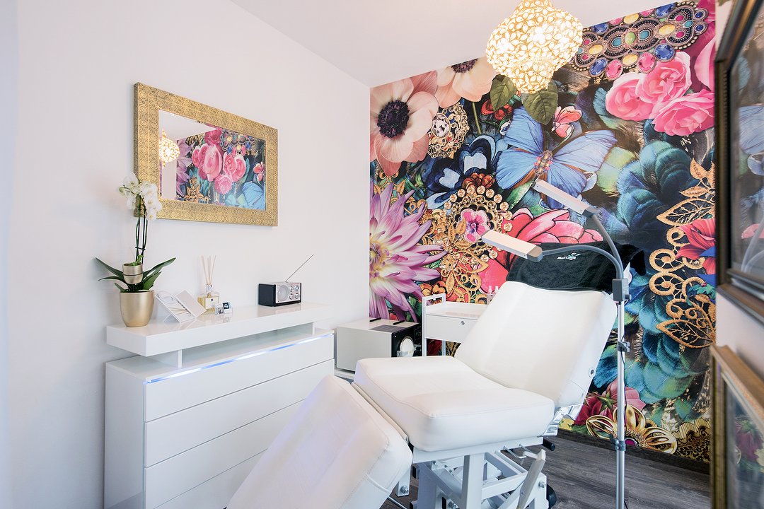 Beautique Infinity, Moerwijk, Den Haag