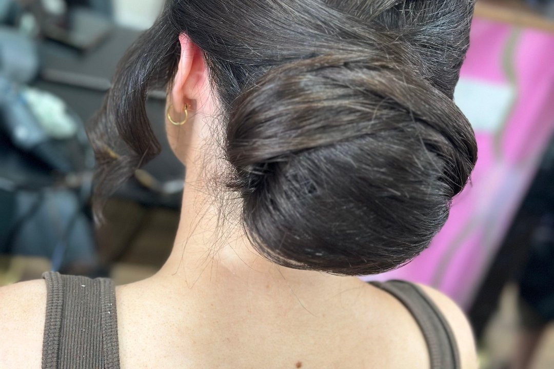 En Vogue Hair & Beauty, Birkenhead, Wirral