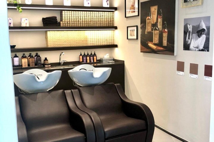 Ponte dei Leoni Hair Salon By Nashi - Coiffure Monza - Photo de galerie - OneBooking