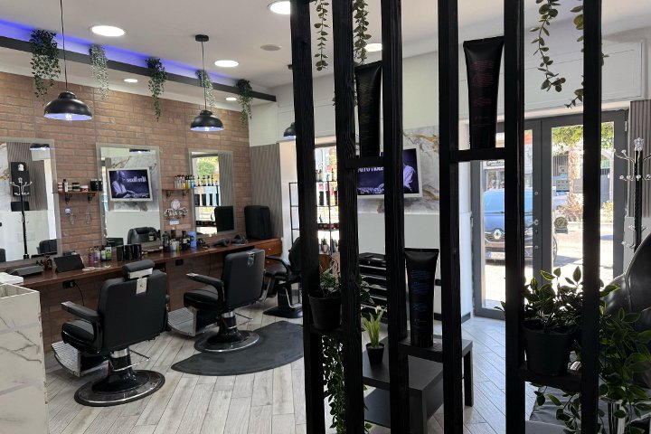 Street Barber di Stefano Gala - Barbier Tavernanova (NA) - Photo de galerie - OneBooking