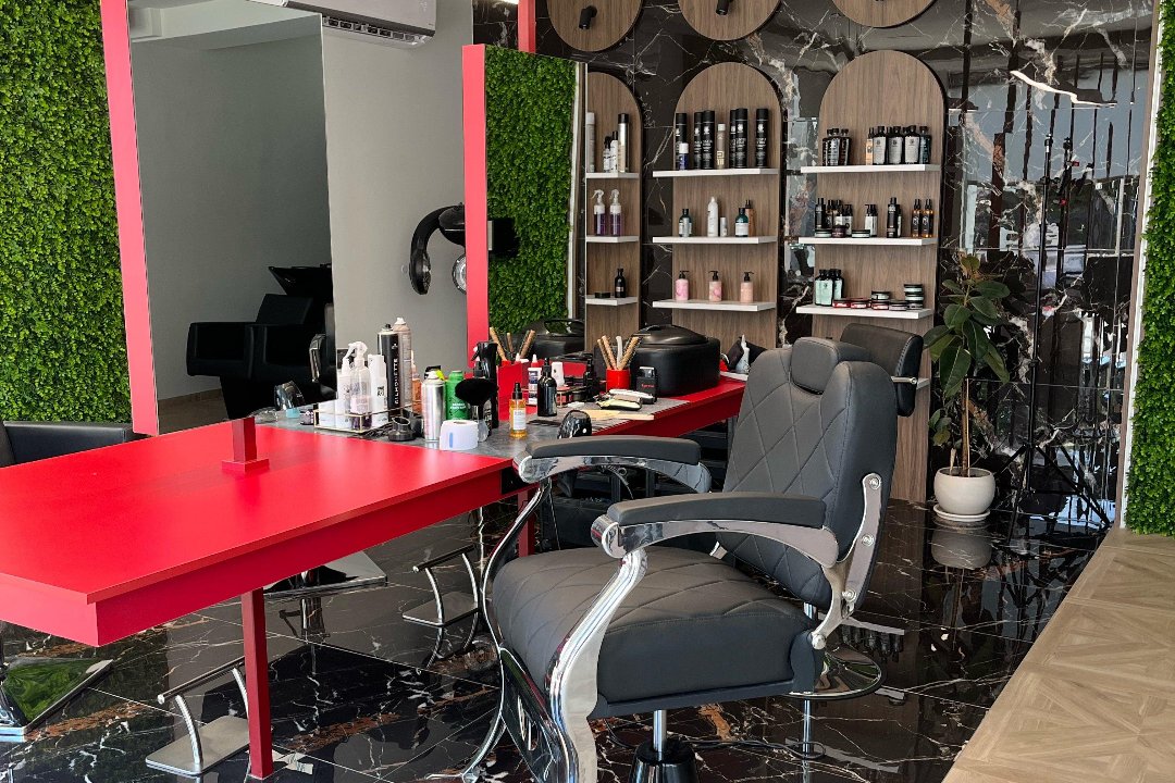 Roidis Hair Salon, Kato Ilioupoli, Perifereiaki Enotita Thessalonikis