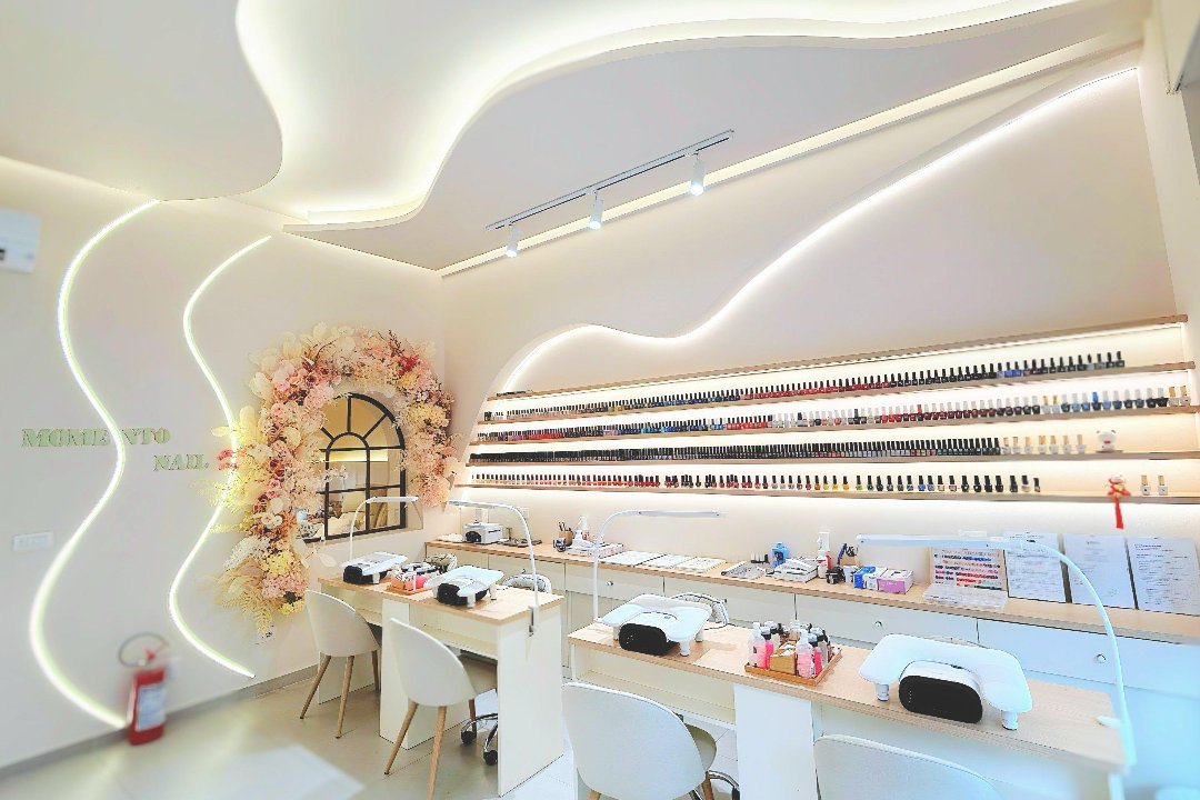 Momento Nail &SPA, Niguarda, Milano