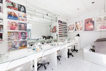 LOVE - The Nail Studio