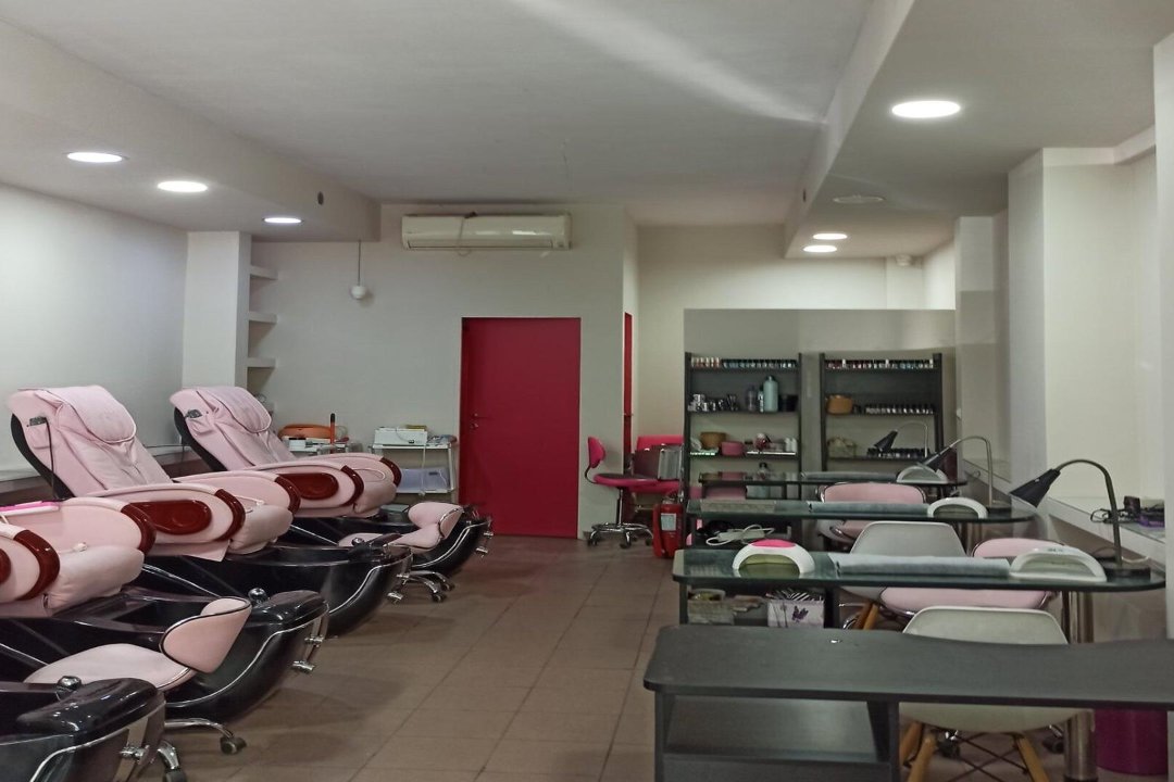 Harvey Nails And More, Ampelokipoi, Αθήνα