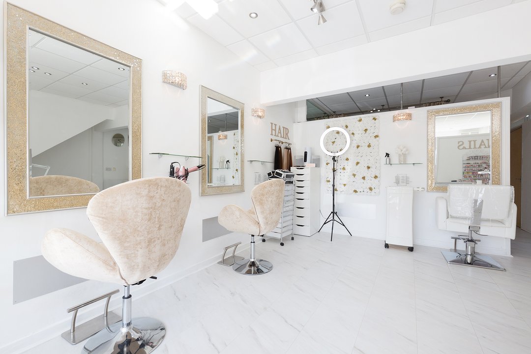 White Gold Hair Beauty Beauty Salon In Sale Trafford Treatwell