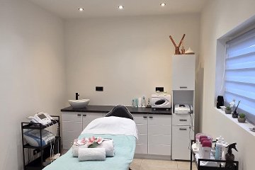 SkinGlow Beauty ( Réservé aux Femmes )