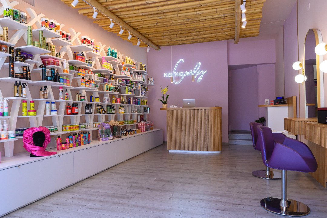 KeiKei Curly, Via Baldo degli Ubaldi, Roma