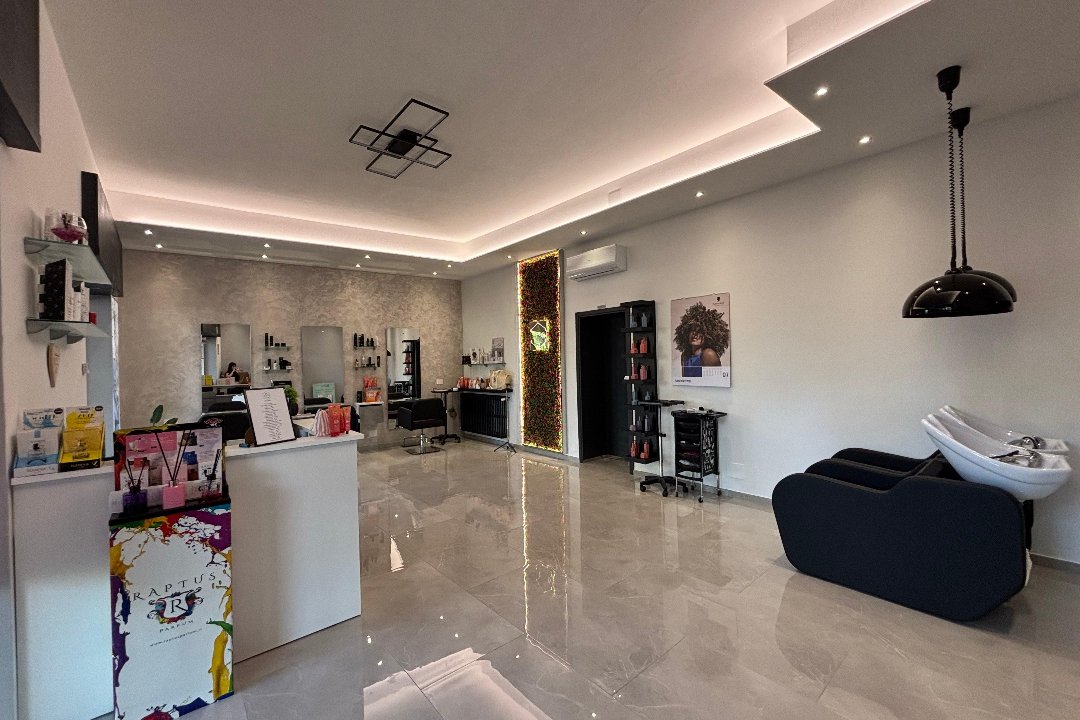 AB HAIR STUDIO, Seveso