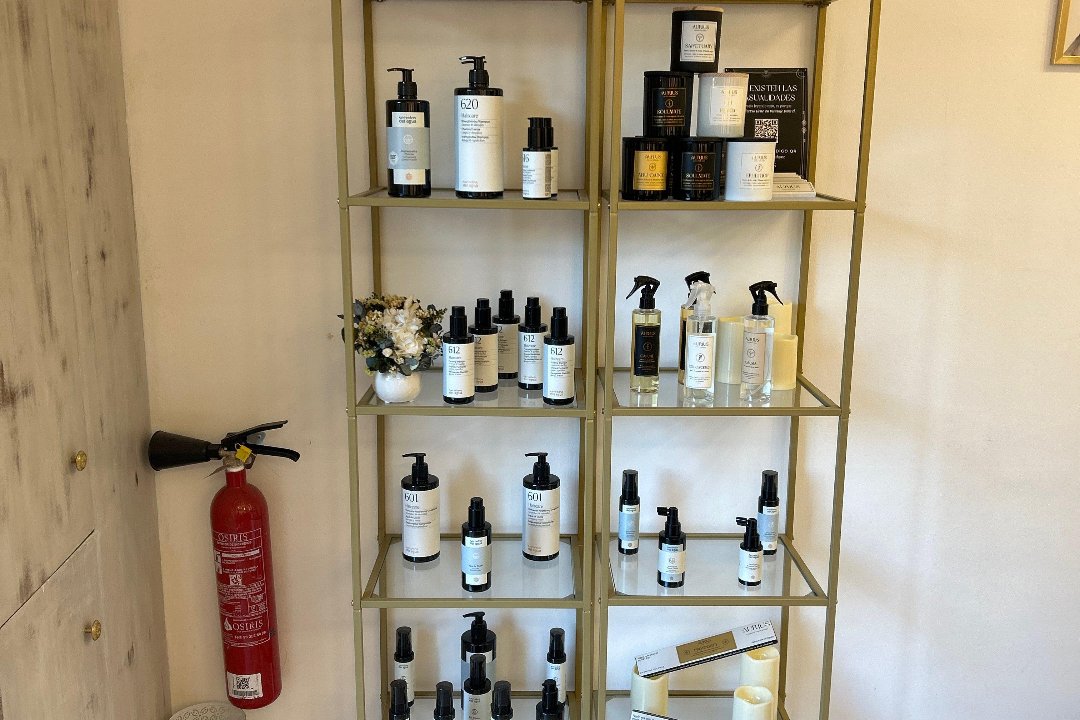 Laya Artero Beauty Salon, Carrer de Rogent, Barcelona