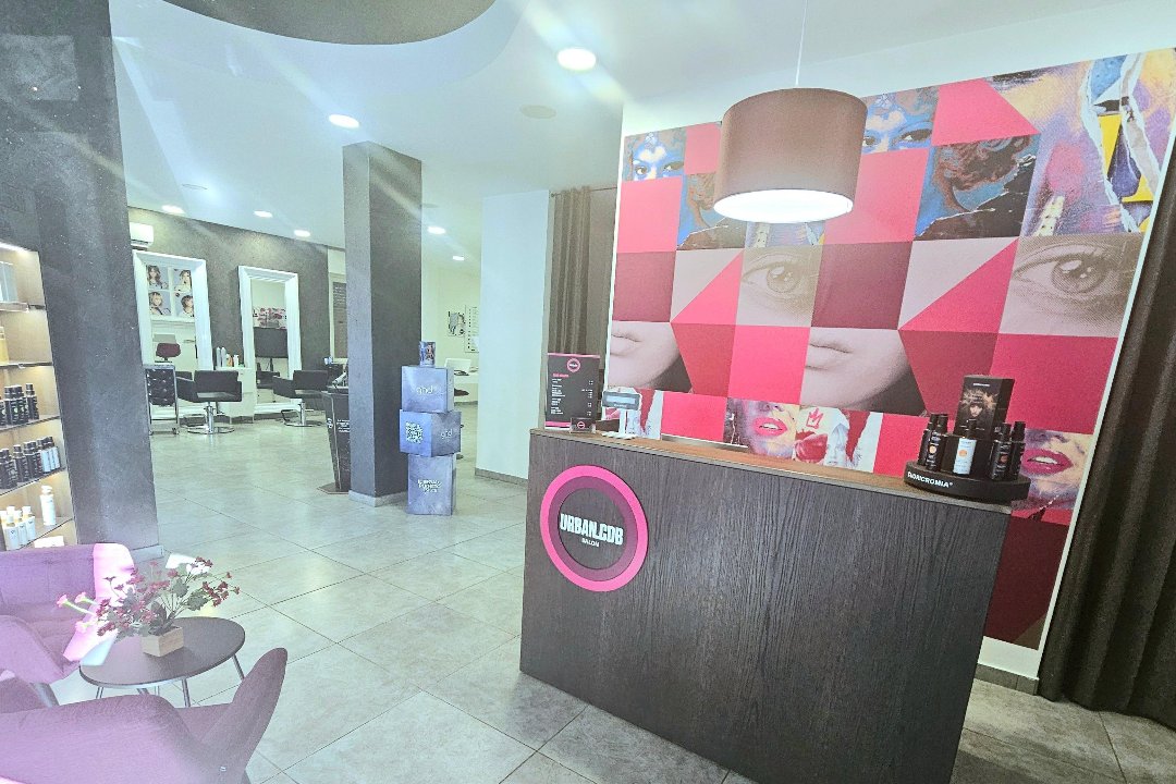 Urban CDB Salon - Pavia, Pavia, Lombardia
