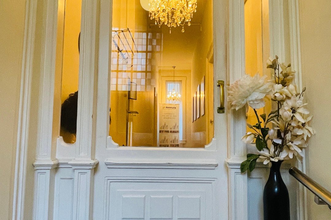 saranya wellness and beauty, Sarphatistraat, Amsterdam