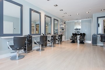 Hair & Beautycare Vicky - Wassenaar