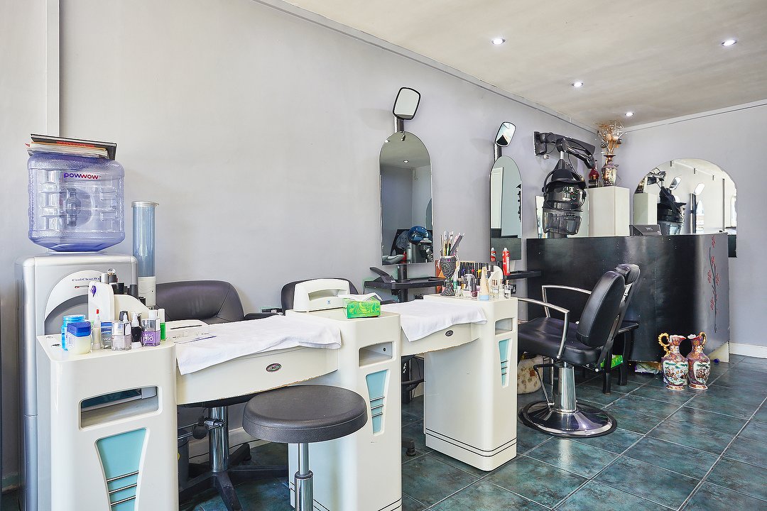 Holland Park Salon Hair Salon In Holland Park London Treatwell