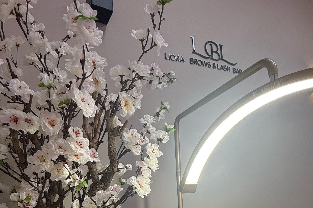 Liora brows & lash bar, Rotterdam