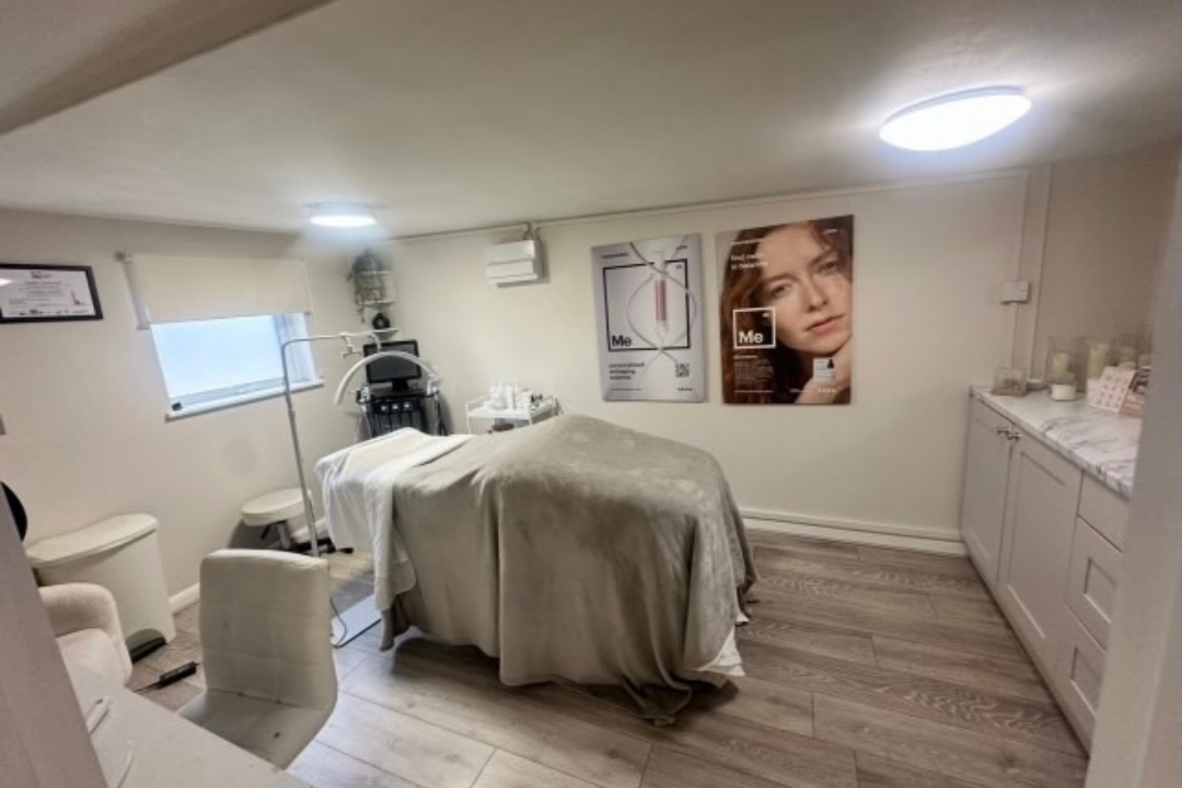 The Aesthetic Edition, Gidea Park, London