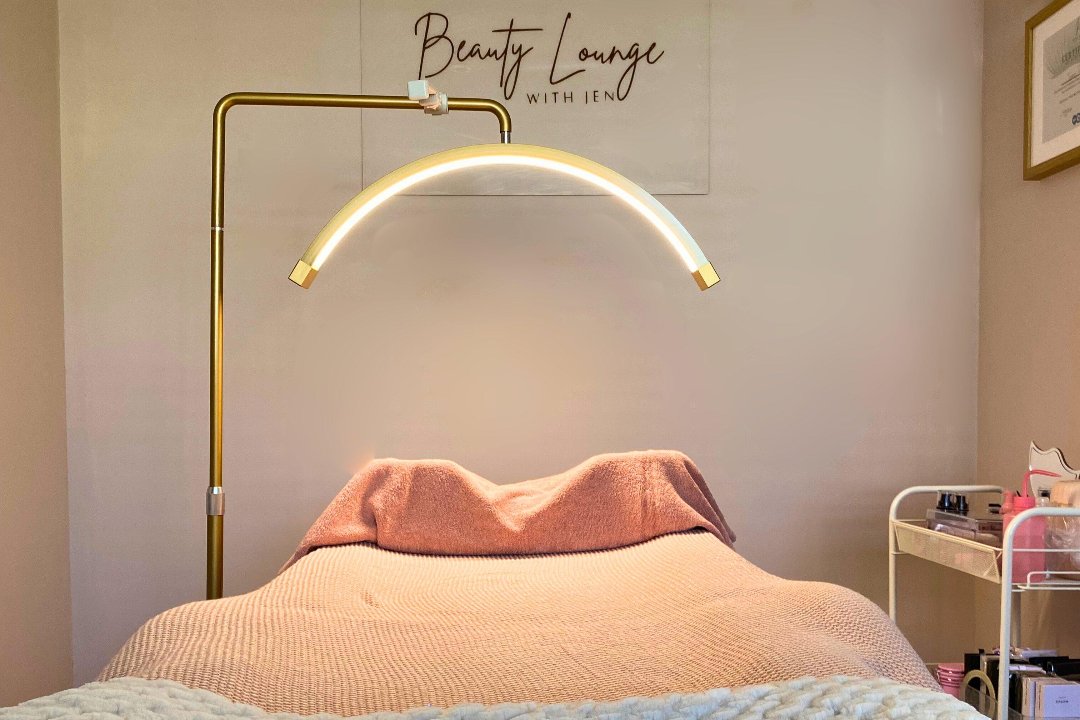 Beauty Lounge with Jen, Train station Bexleyheath, London