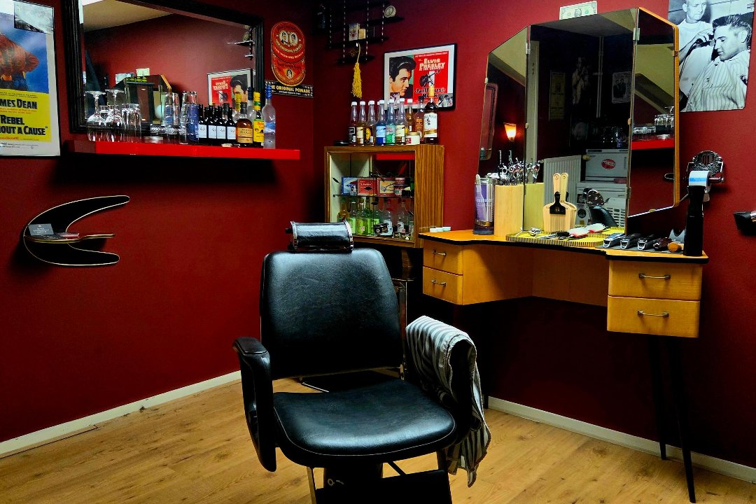 Your Rockabilly Barber , Dorpstraat, Noord-Holland