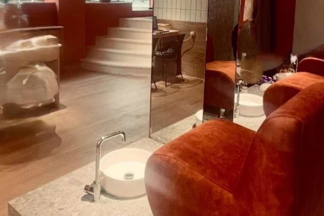 Suave NailExpert Panormou, Ampelokipoi, Αθήνα