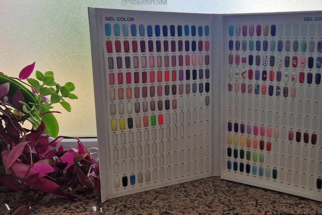 V Nails, Bieber, Offenbach