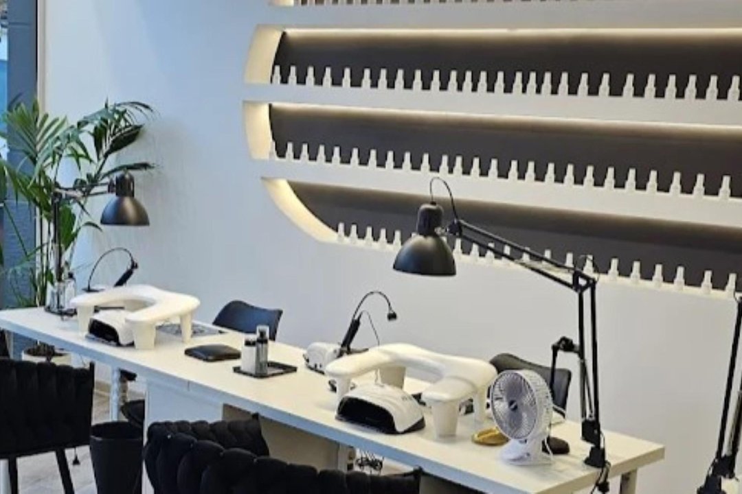 Gioula Xatzi Nailcare & Academy, Volos, Thessaly
