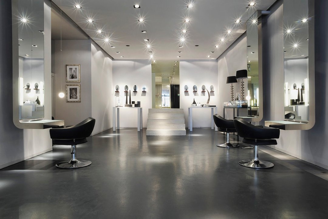 Coiffeur Pro Test CH 2 dies ist ein Testsalon bitte keine Buchungen vornehmen nur für Treatwell, Törbel, Kanton Wallis