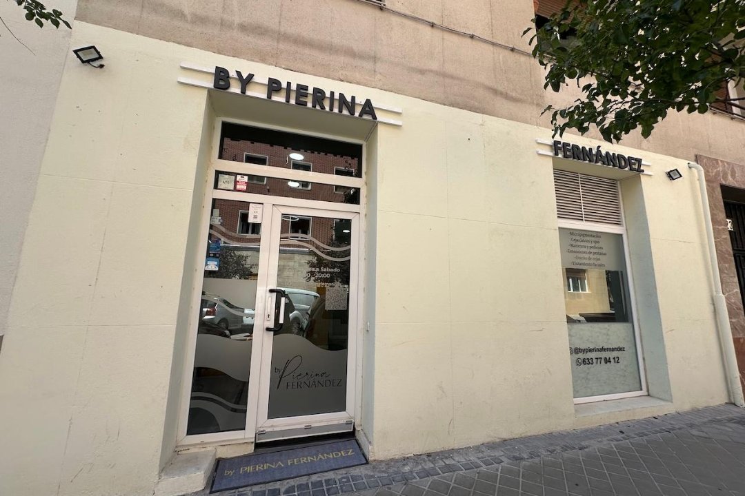 By Pierina Fernández Centro de Belleza, Arapiles, Madrid