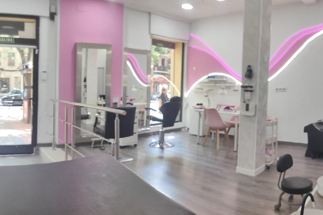 Wildrey Estética y Peluquería, Paseo del Molino, Madrid