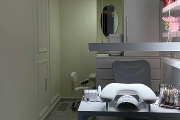 Nail Bar by Jo