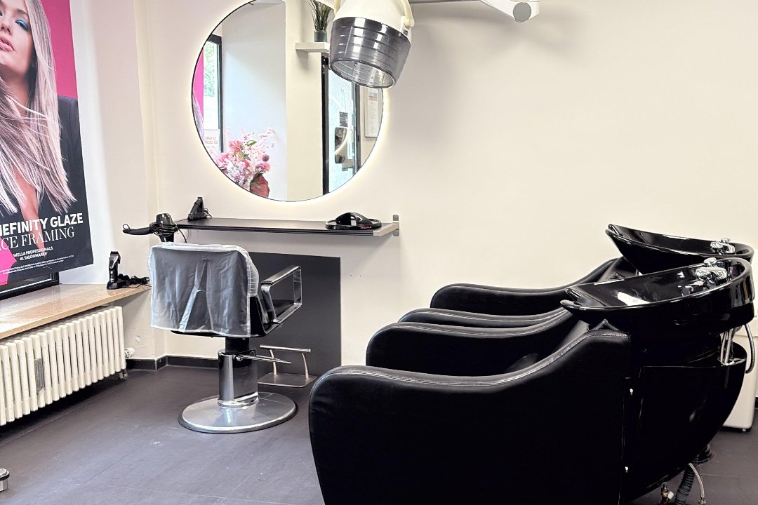 Friseur Haarengel, Karl-Preis-Platz, München