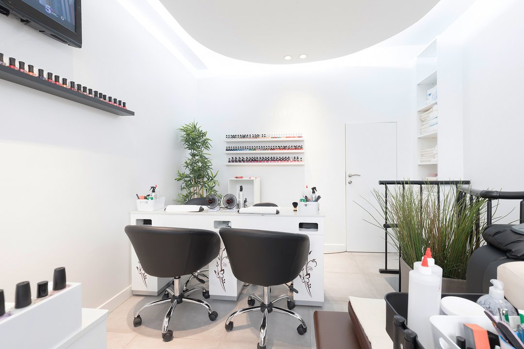 Helina Beauty Nails, Ternes, Paris