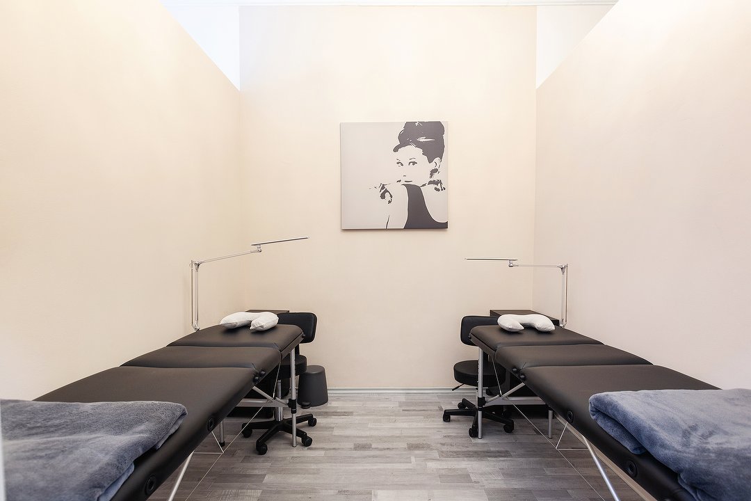 Schönheitssalon Sofi, Friedrichshain, Berlin