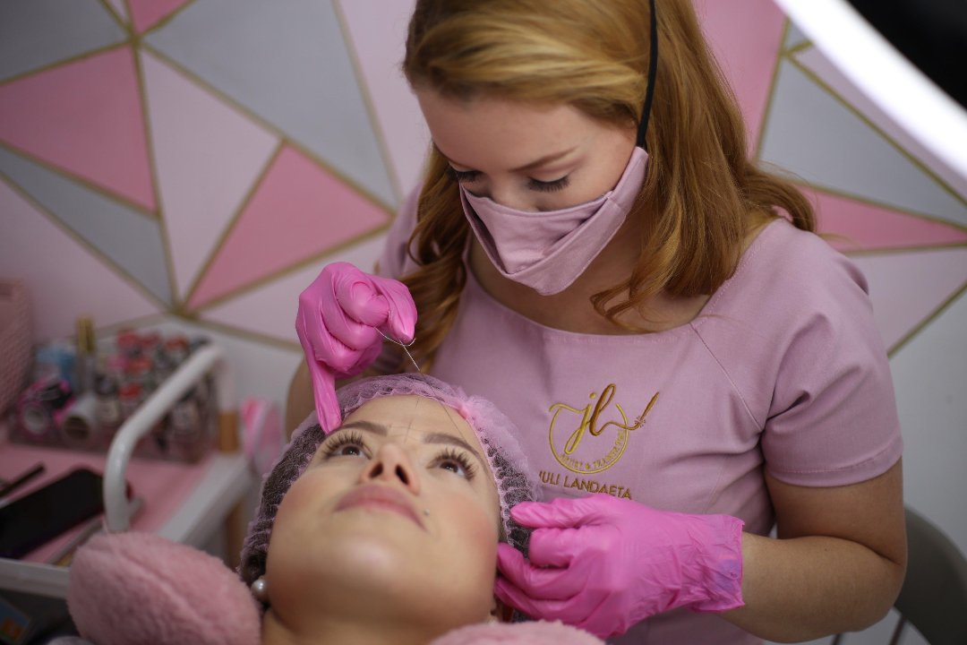 Juli Brows Estética, La Fortuna, Comunidad de Madrid