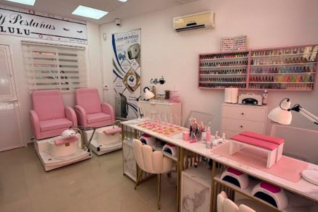 Uñas y Pestañas Lulu, Faitanar, Valencia