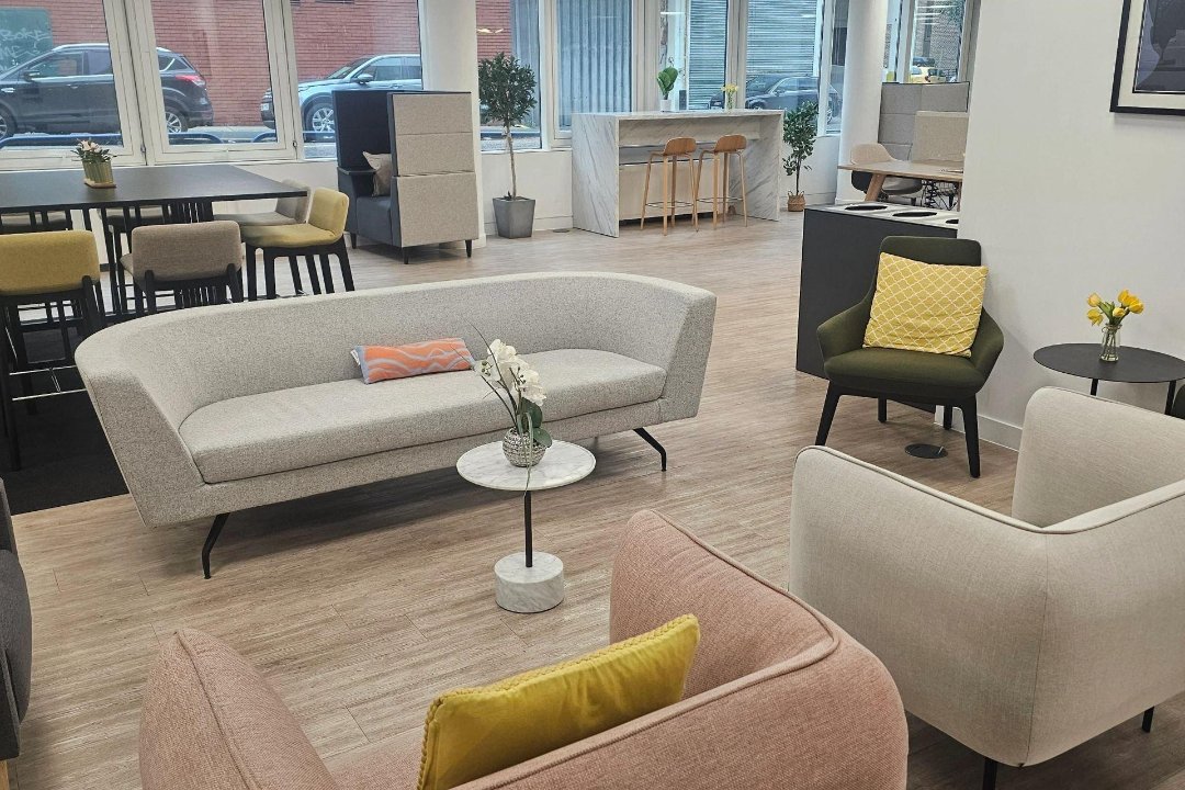 Nail Room - Bromley, The Glades, London