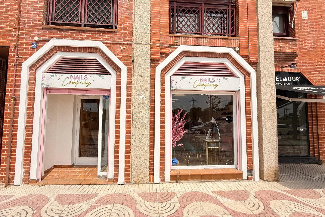 Nails Beauty Company Pozuelo, Distrito Municipal, Comunidad de Madrid