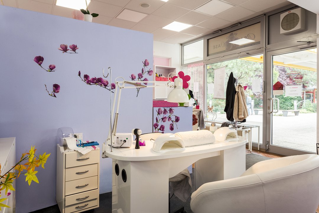 Nagelstudio Evelyn - Dr. Eberle Gasse, 10. Bezirk, Wien