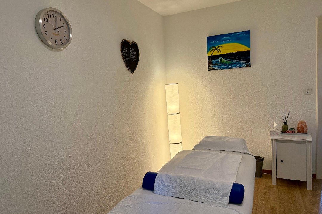 Atara Massage, Stans