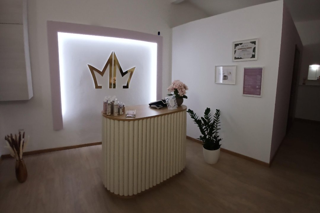 Mani Mania di Edyta Patrycja Rozalska, Saronno