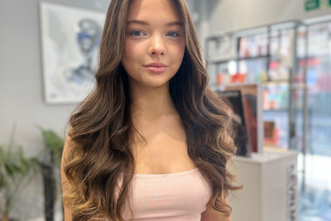 ALORAY BEAUTY CENTRE, Great Portland Street, London