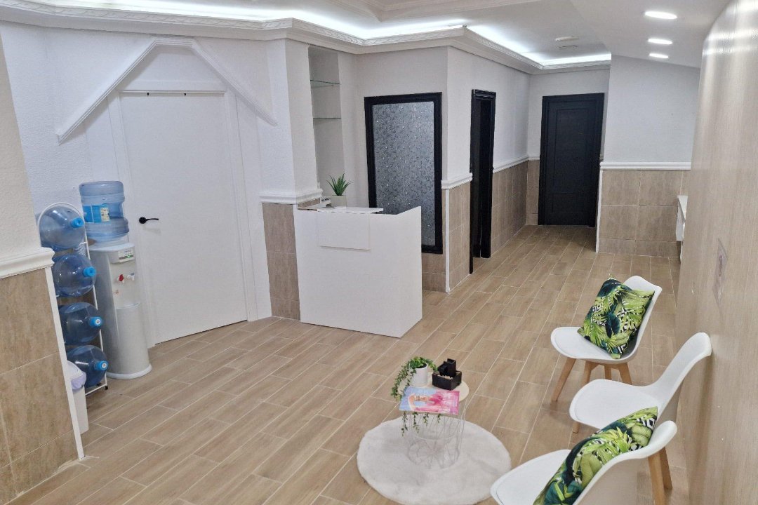Gracia -Masajes y Belleza, Montolivet, Valencia