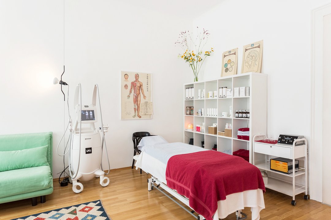 Dorothea Lusenberger - Massage, Körperformung & Anti-Aging, 8. Bezirk, Wien