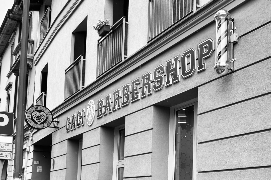 Caci Barber Shop, Metro Gorla, Milano