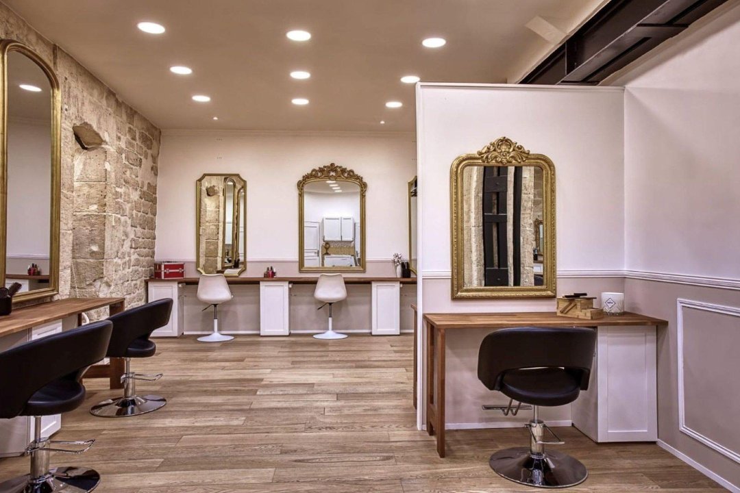 Hair by Hair1, Rue Saint-Denis, Paris