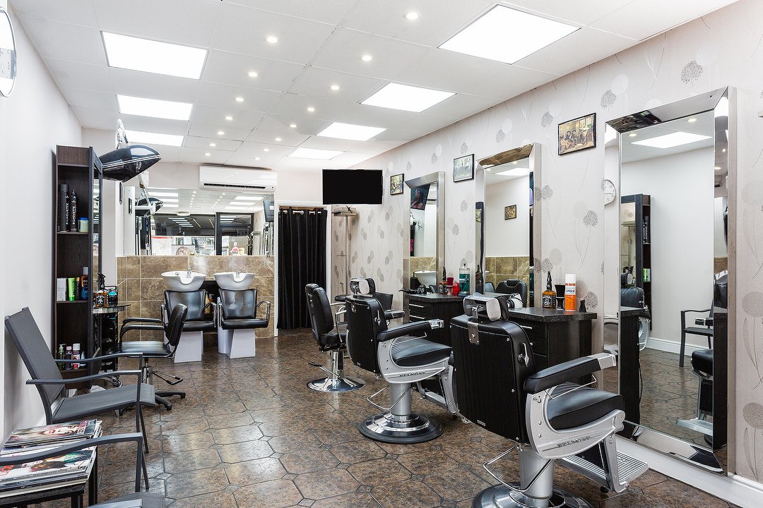 Express Salon- Shepherds Bush, Shepherd's Bush Green, London