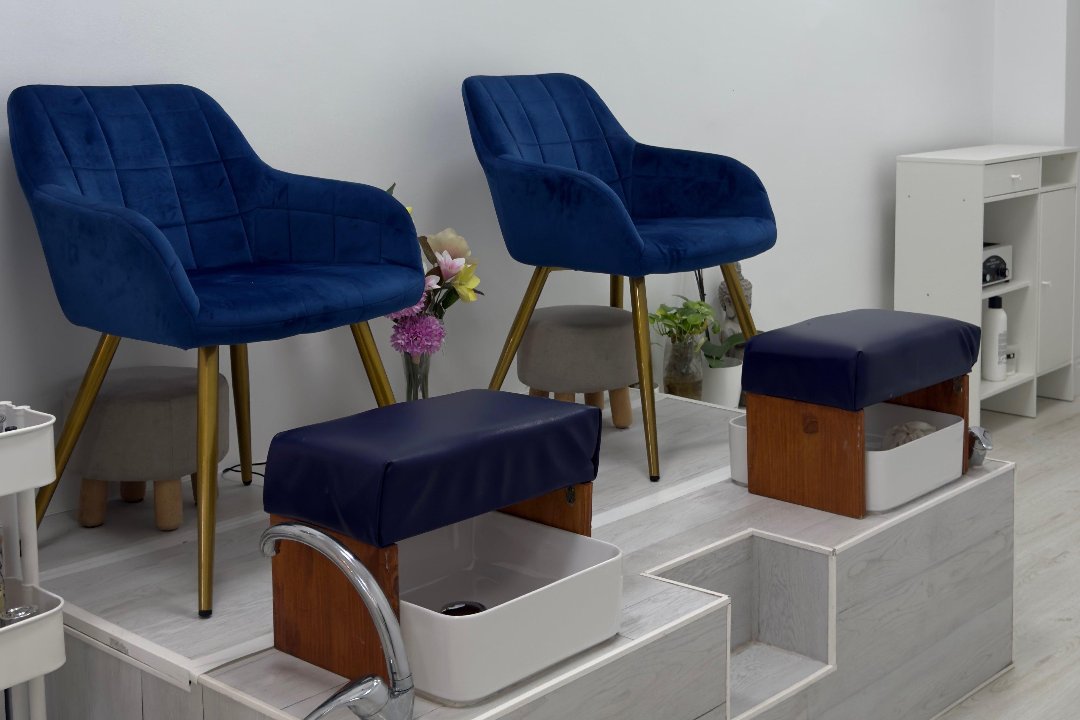 Blumen Nail Art, l Parc i la Llacuna del Poblenou, Barcelona