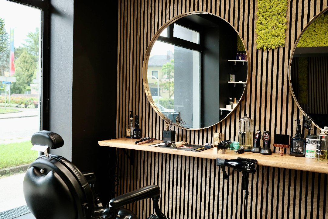 Coshaar Barbershop Wels, Wels