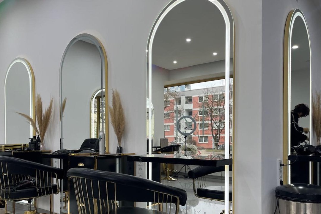 Master's Hair & Beauty & Barber, Ramersdorf-Perlach, München