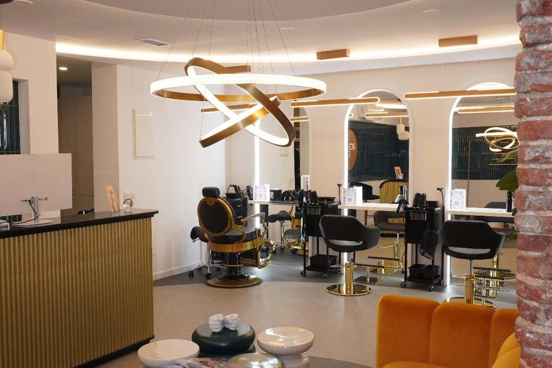 Acacio Salon, Chueca, Madrid