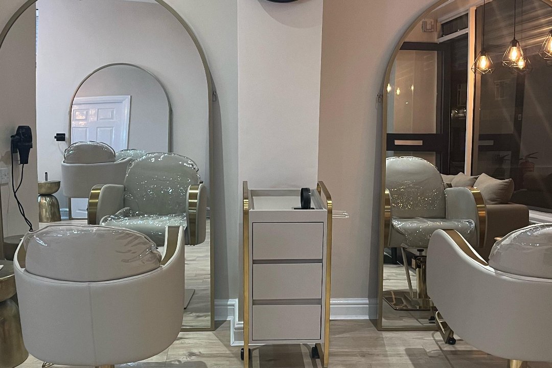 Tyra Elizabeth Hair, Lincoln Towers, Stockport