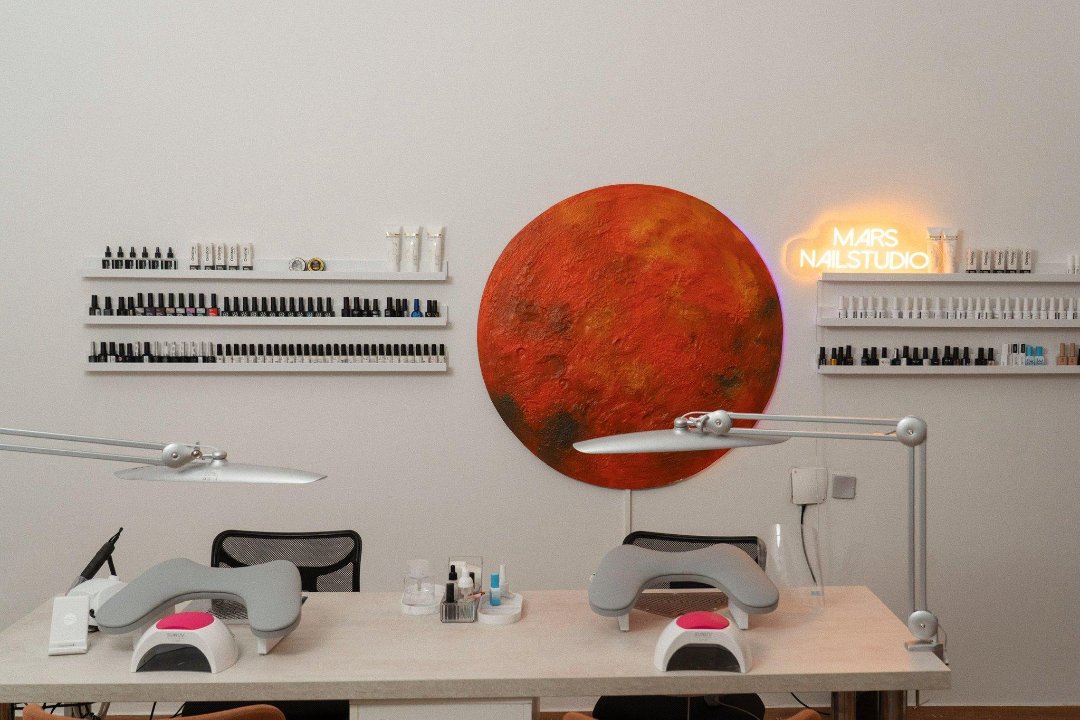 MARS Nailstudio, 2. Bezirk, Wien